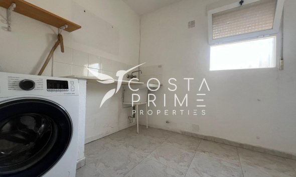 Resale - Villa  - Alfas del Pí