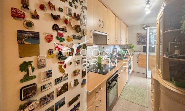 Resale - Apartment / Flat - Benidorm
