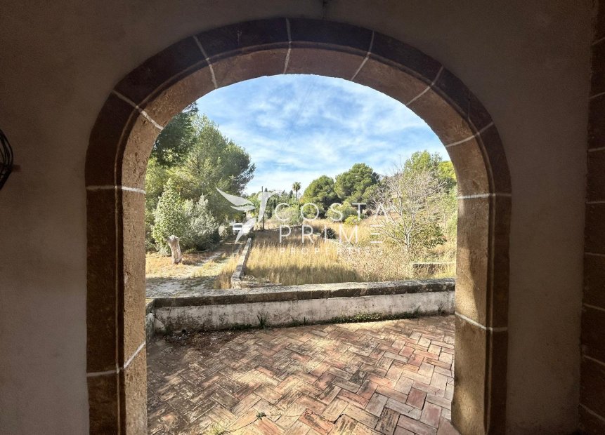 Resale - Villa  - Jávea