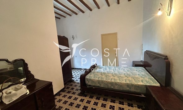 Resale - Villa  - Jávea