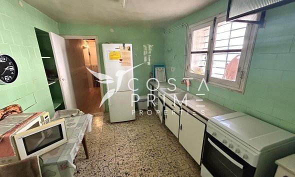 Resale - Villa  - Jávea