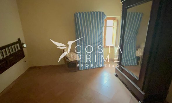 Resale - Villa  - Jávea