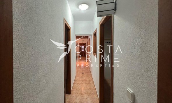 Resale - Villa  - Alfas del Pí