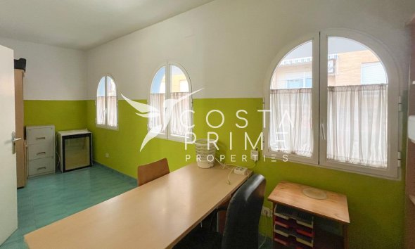 Resale - Villa  - Alfas del Pí