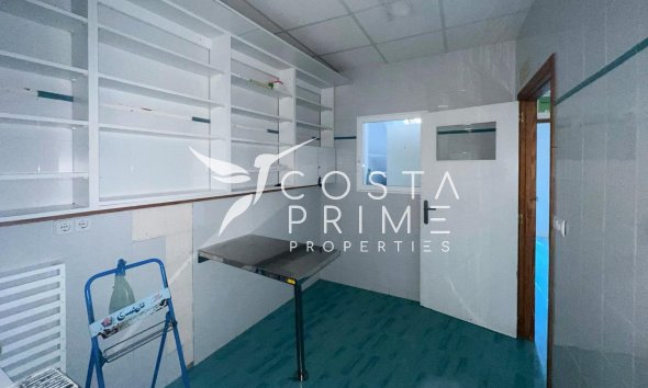 Resale - Villa  - Alfas del Pí