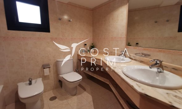 Resale - Apartment / Flat - Altea