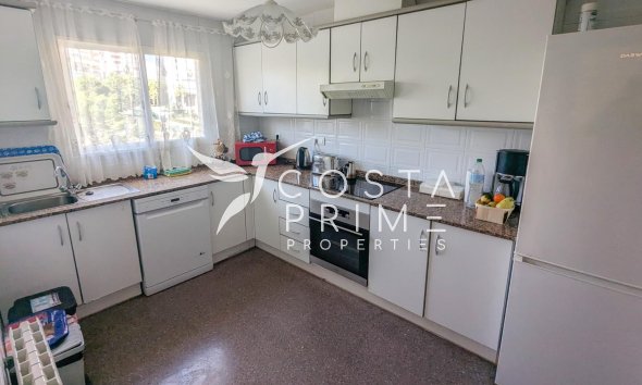 Resale - Apartment / Flat - Benidorm