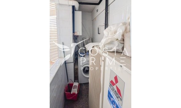 Resale - Apartment / Flat - Benidorm