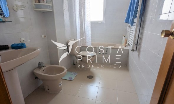 Resale - Apartment / Flat - Benidorm