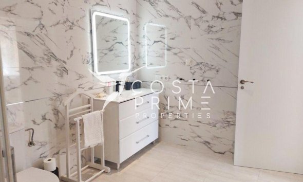 Resale - Villa  - Alfas del Pí