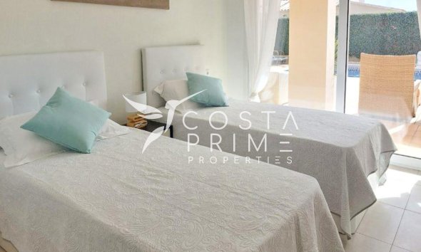 Resale - Villa  - Alfas del Pí