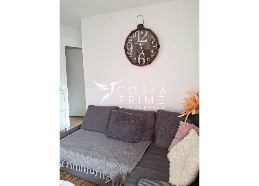 Resale - Apartment / Flat - Villajoyosa