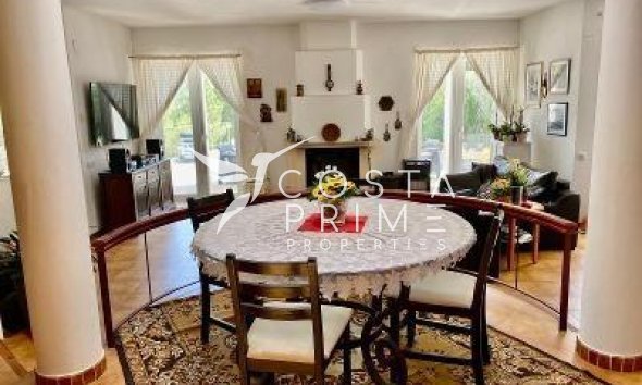 Resale - Villa  - Altea