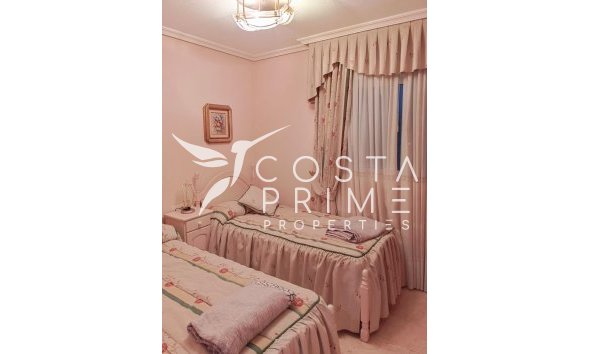Resale - Apartment / Flat - Benidorm