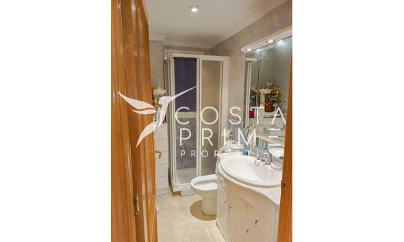 Resale - Apartment / Flat - Benidorm