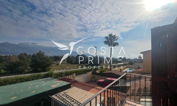 Resale - Townhouse / Semi - La Nucía