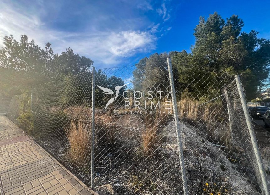 Resale - Plot / Land - La Nucía