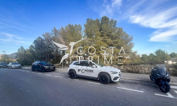 Resale - Plot / Land - La Nucía