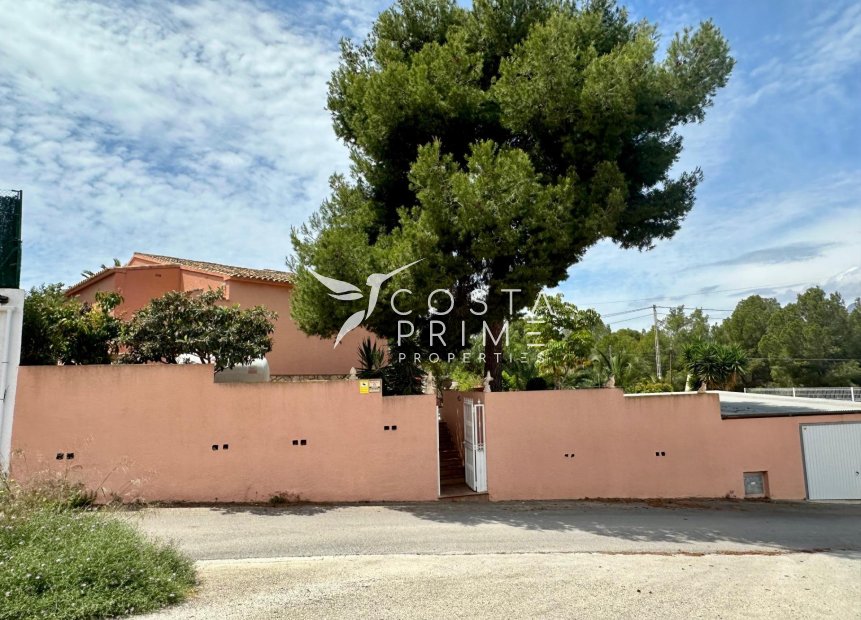 Resale - Villa  - Alfas del Pí