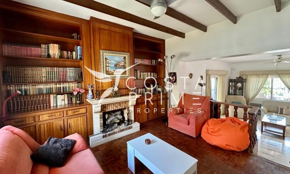 Resale - Villa  - Alfas del Pí