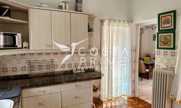 Resale - Villa  - Alfas del Pí