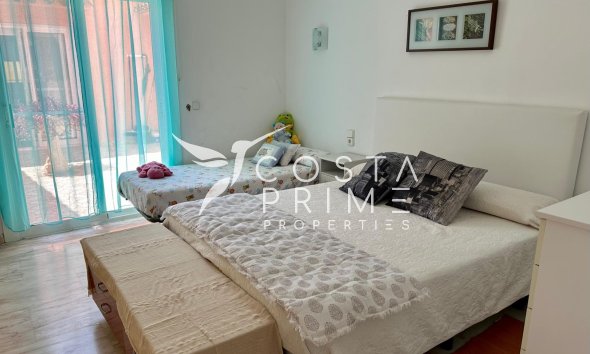 Resale - Villa  - Alfas del Pí