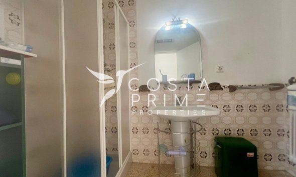 Resale - Villa  - Alfas del Pí