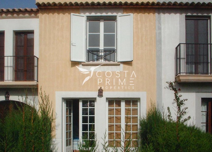 Resale - Townhouse / Semi - Finestrat