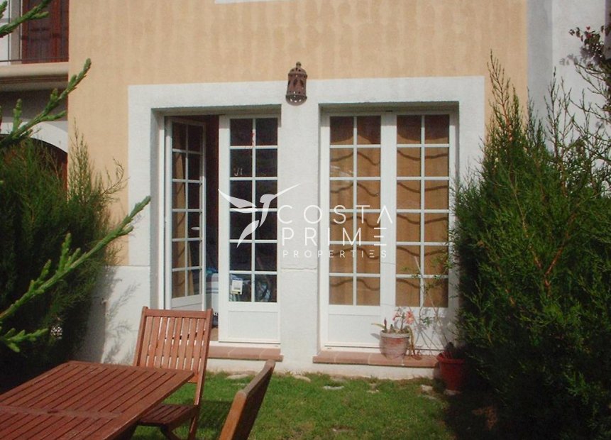 Resale - Townhouse / Semi - Finestrat