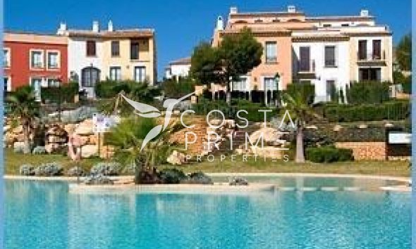 Resale - Townhouse / Semi - Finestrat