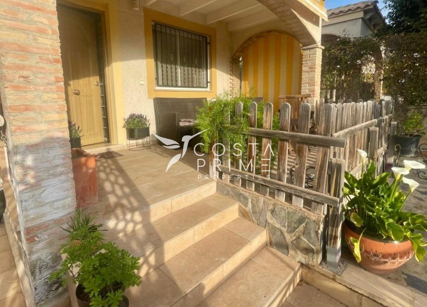 Resale - Townhouse / Semi - Polop