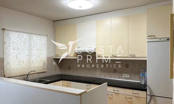 Resale - Townhouse / Semi - La Nucía