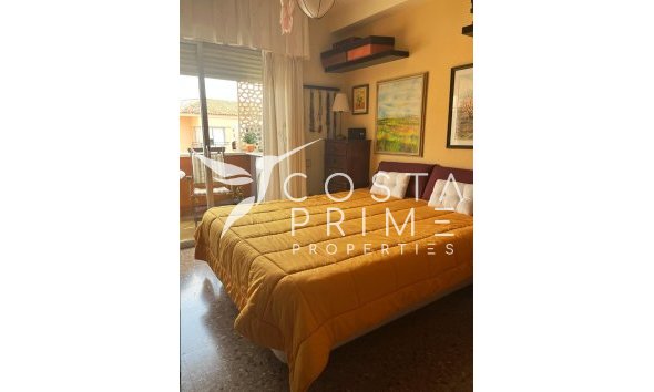 Resale - Apartment / Flat - Alfas del Pí