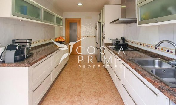 Resale - Villa  - Alfas del Pí