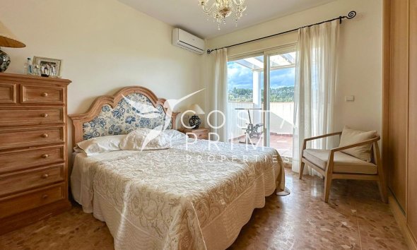 Resale - Villa  - Alfas del Pí