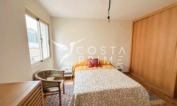 Resale - Villa  - Alfas del Pí