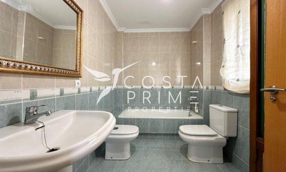 Resale - Villa  - Alfas del Pí