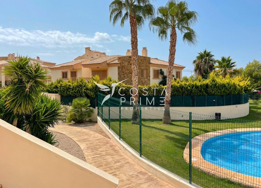 Resale - Townhouse / Semi - Finestrat