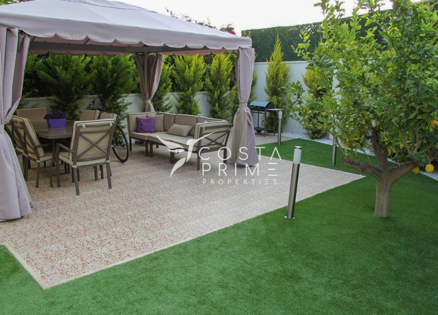 Resale - Townhouse / Semi - Finestrat