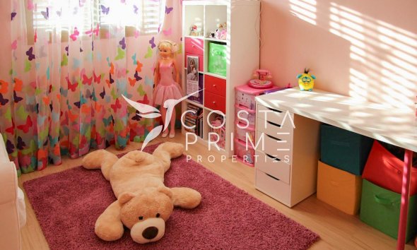 Resale - Townhouse / Semi - Finestrat