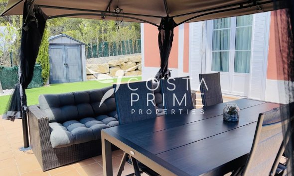 Resale - Villa  - Finestrat