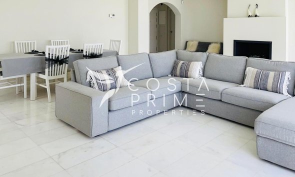 Resale - Villa  - Finestrat