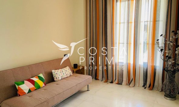 Resale - Villa  - Finestrat