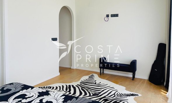 Resale - Villa  - Finestrat