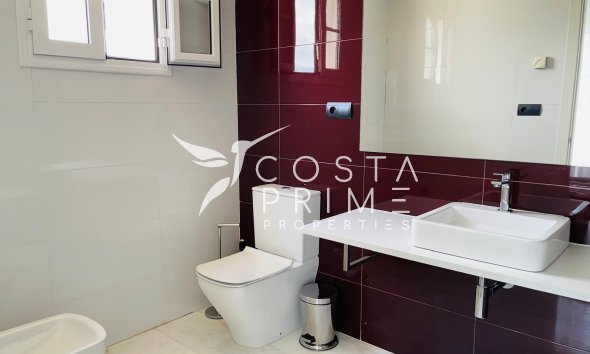 Resale - Villa  - Finestrat