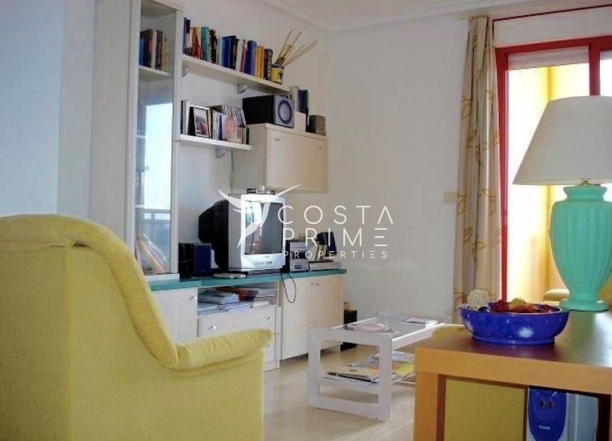 Resale - Apartment / Flat - Villajoyosa