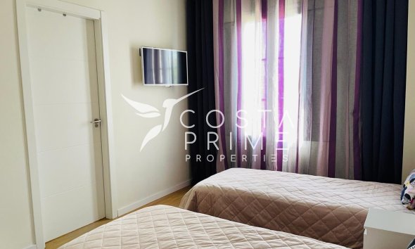 Resale - Villa  - Finestrat