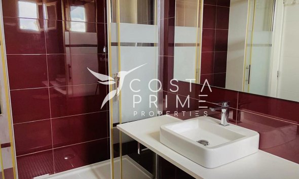 Resale - Villa  - Finestrat