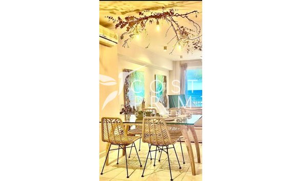 Resale - Apartment / Flat - Altea