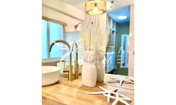 Resale - Apartment / Flat - Altea